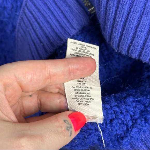 Free People Furry Time Oversized Hooded Zip Up Cozy Sweater Jacket Blue  L - Picture 14 of 15